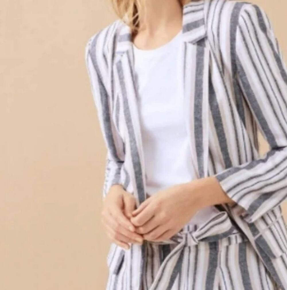 LOFT Outlet Suit Blazer Short Outfit Set Linen Striped Blue White Womens Sz 2